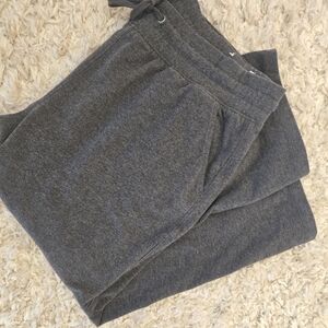 Tek gear Charcoal Gray Woman's Jogger/exercise Capris Size L from Kohls